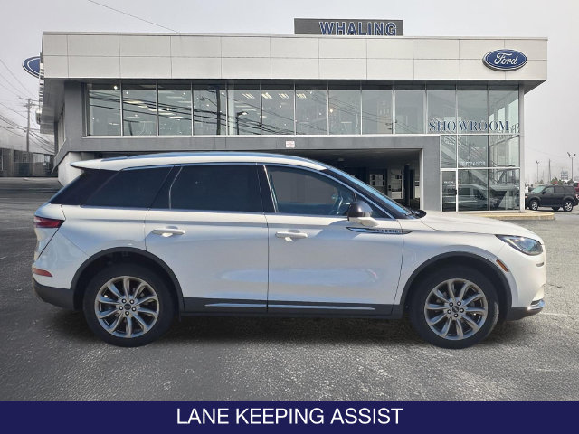 Used 2022 Lincoln Corsair AWD w/ Premium Package image 8