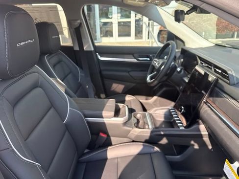 New 2027 GMC Terrain Denali w/ LPO, Floor Liner Package AWD/4WD image 28