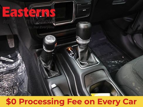 Used 2021 Jeep Wrangler Unlimited Sport AWD/4WD image 13