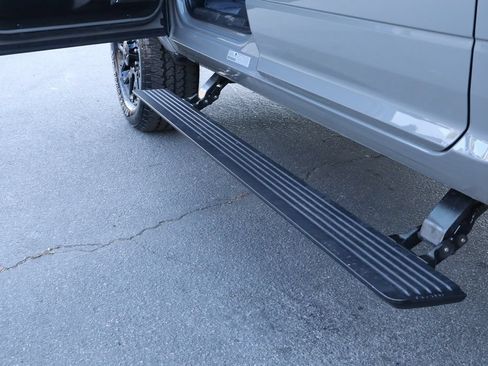 New 2026 RAM 2500 Limited AWD/4WD image 13