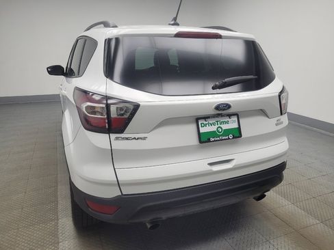 Used 2018 Ford Escape SE w/ SE Sport Appearance Package FWD image 6