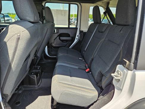 Used 2025 Jeep Wrangler Unlimited Sport AWD/4WD image 29