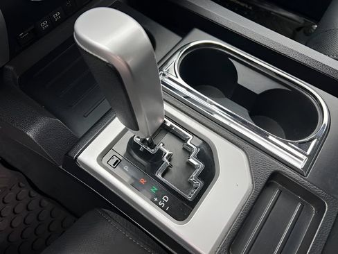 Used 2021 Toyota Tundra SR5 AWD/4WD image 19