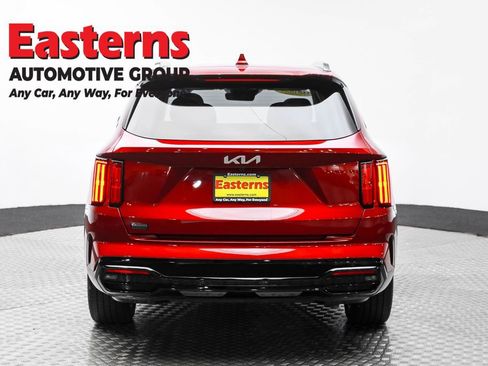 Used 2022 Kia Sorento SX image 6