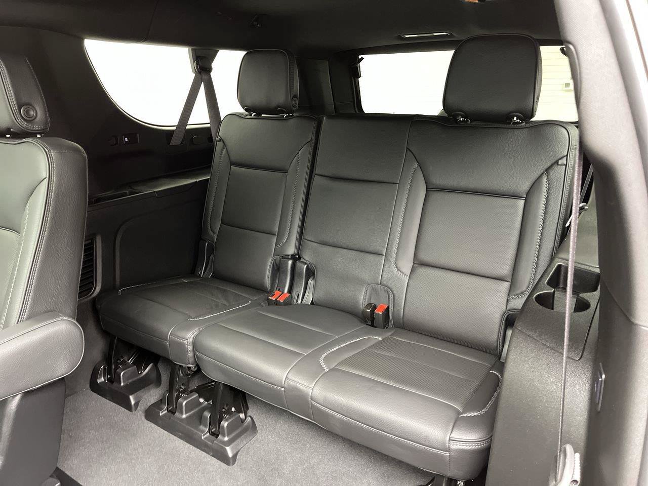 Certified 2024 GMC Yukon XL Denali w/ Advanced Technology Package AWD/4WD image 15