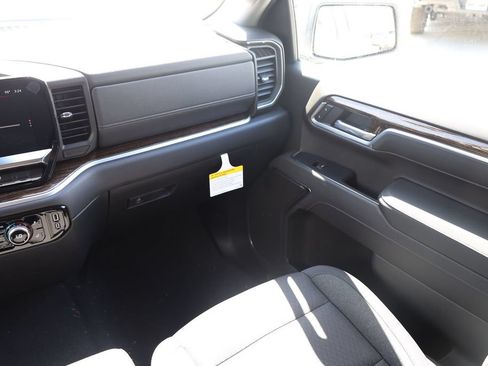 Used 2024 GMC Sierra 1500 Elevation AWD/4WD image 20
