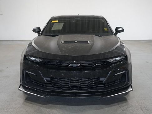 Used 2022 Chevrolet Camaro SS RWD image 2