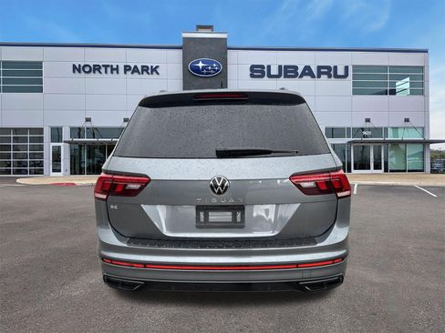 Used 2023 Volkswagen Tiguan SE R-Line FWD image 4