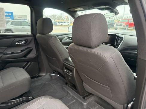 Used 2023 Chevrolet Traverse LT w/ LPO, Floor Liner Package image 47