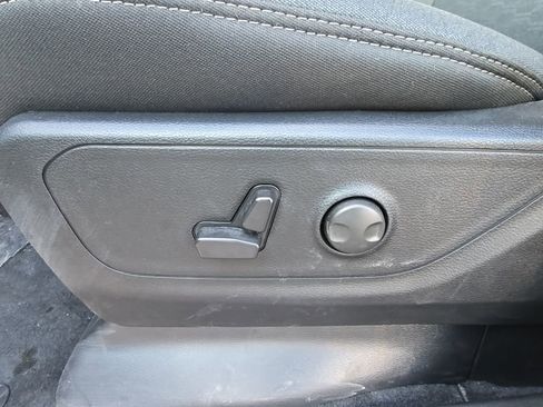 New 2026 RAM 1500 Big Horn AWD/4WD image 10