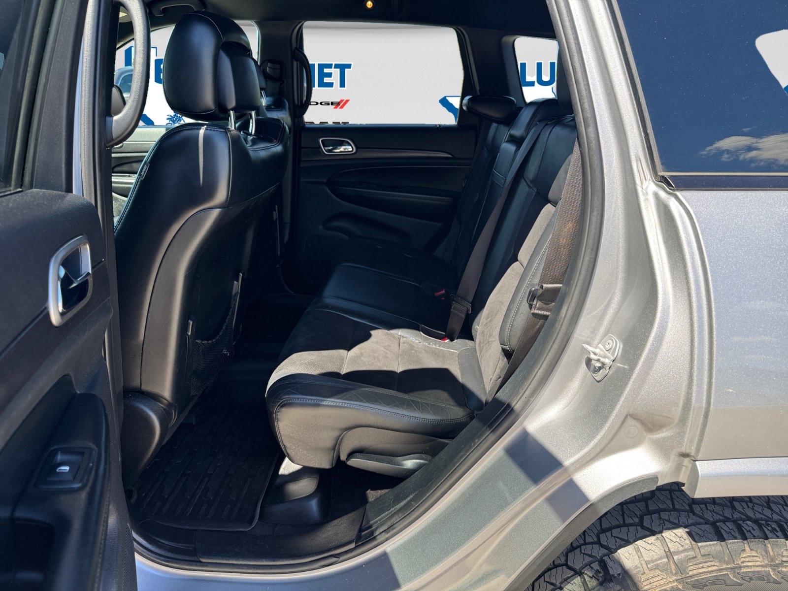 Certified 2017 Jeep Grand Cherokee Altitude AWD/4WD image 20