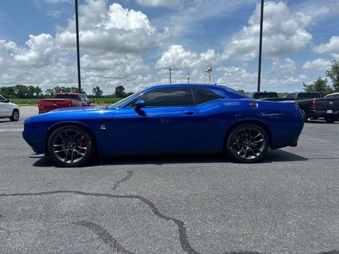 Used 2021 Dodge Challenger R/T Scat Pack w/ Plus Package RWD image 28