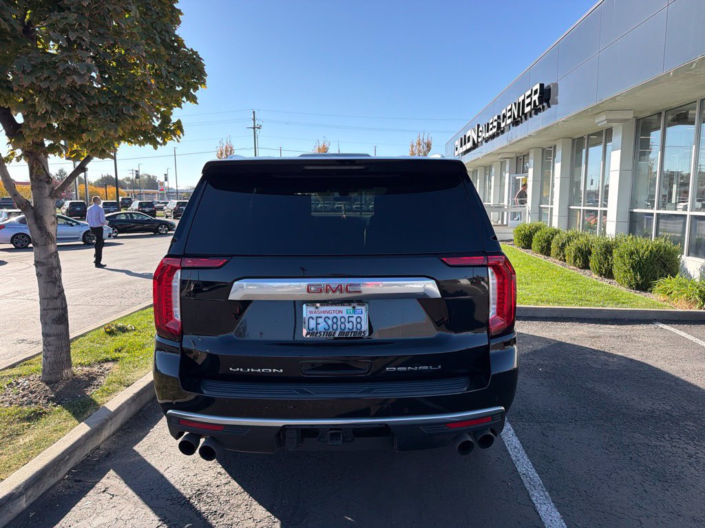 Used 2021 GMC Yukon Denali w/ Denali Ultimate Package AWD/4WD image 7
