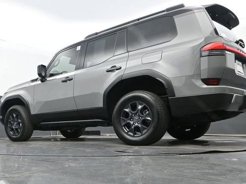 Used 2024 Lexus GX 550 AWD/4WD image 27