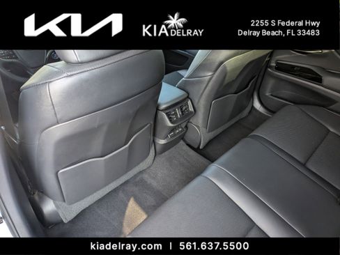 Used 2022 Lexus ES 300h image 15