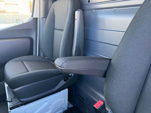 New 2026 Mercedes-Benz Sprinter 2500 image 7