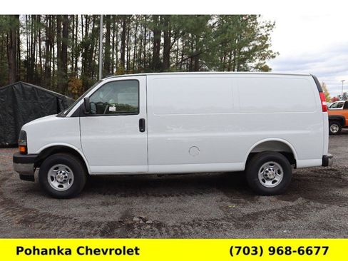 New 2025 Chevrolet Express 2500 w/ Driver Convenience Package image 4