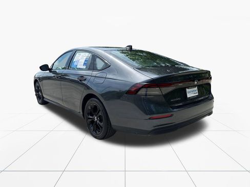 Used 2025 Honda Accord SE image 6