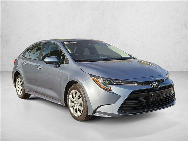 Used 2025 Toyota Corolla LE FWD image 3