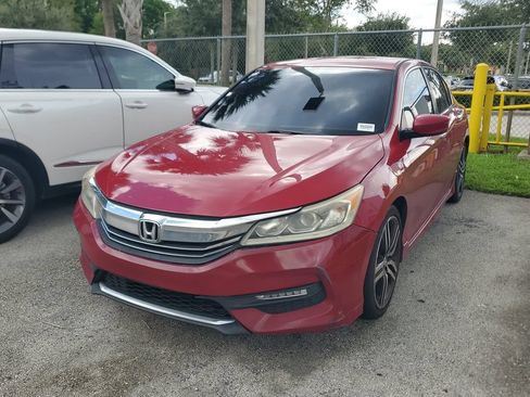 Used 2017 Honda Accord Sport image 3
