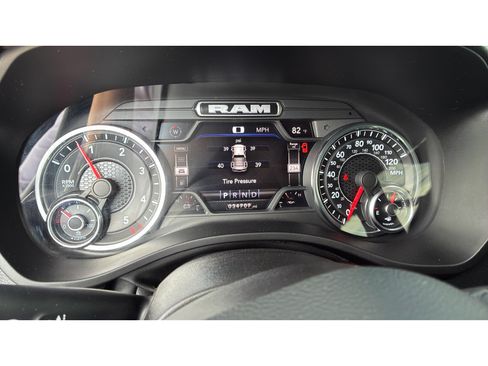 Used 2022 RAM 1500 Laramie w/ Sport Appearance Package AWD/4WD image 19