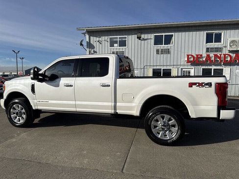 Used 2019 Ford F250 Platinum w/ Platinum Ultimate Package image 4