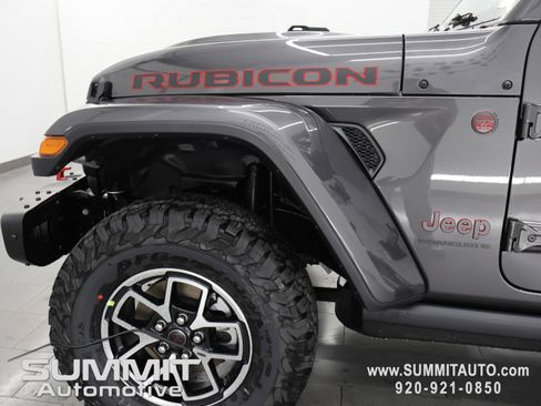 New 2026 Jeep Wrangler Unlimited Rubicon AWD/4WD image 31