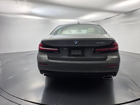Used 2021 BMW 530i RWD image 5