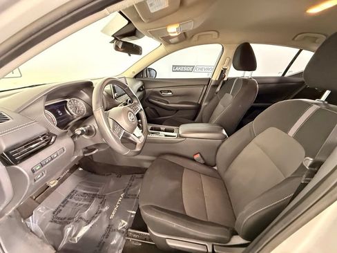 Used 2023 Nissan Sentra SV FWD image 17