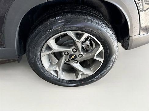 New 2026 Chevrolet Trax LT w/ Driver Confidence Package image 32