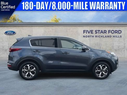Used 2022 Kia Sportage LX AWD/4WD image 11