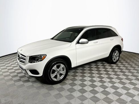 Used 2018 Mercedes-Benz GLC 300 image 3