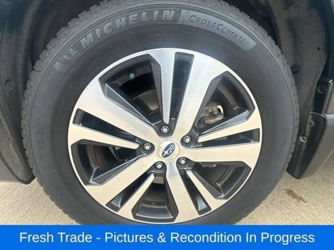 Used 2019 Subaru Outback 2.5i Limited AWD/4WD image 11