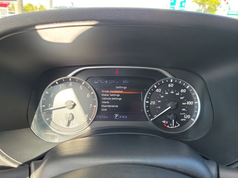 Used 2022 Nissan Frontier SV image 24