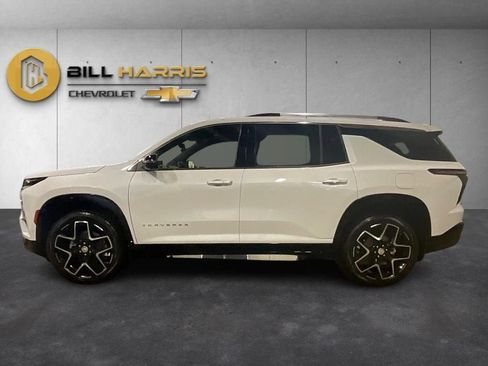 New 2026 Chevrolet Traverse High Country w/ LPO, Floor Liner Package AWD/4WD image 13