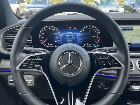 Certified 2025 Mercedes-Benz GLE 450e 4MATIC image 37