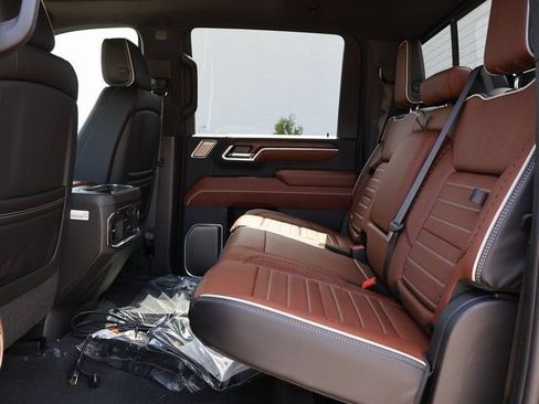 New 2026 GMC Sierra 2500 Denali Ultimate w/ Max Trailering Package AWD/4WD image 16