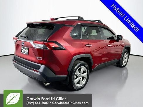 Used 2021 Toyota RAV4 Limited AWD/4WD image 15