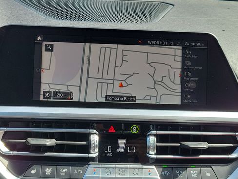 Used 2021 BMW M440i Convertible w/ Premium Package RWD image 24