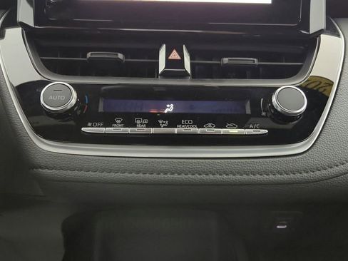 Used 2024 Toyota Corolla SE FWD image 38