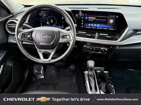 Certified 2025 Chevrolet Trax ACTIV image 14