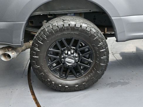 Used 2022 Ford F250 Lariat w/ Chrome Package AWD/4WD image 34