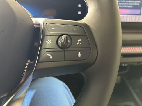 New 2025 BMW 228i xDrive w/ Premium Package image 9