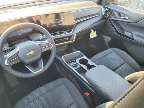 New 2026 Chevrolet Equinox LT image 24