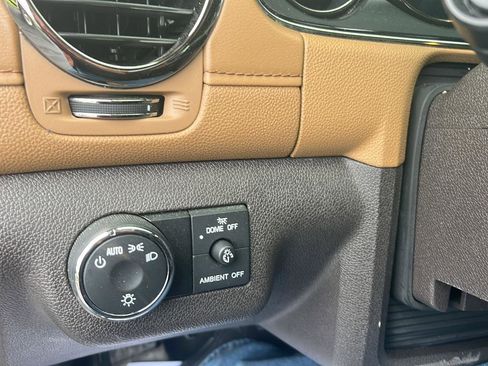 Used 2017 Buick Enclave Leather w/ Trailering Package image 12