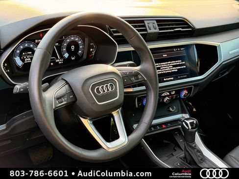 Used 2022 Audi Q3 2.0T Premium Plus AWD/4WD image 18