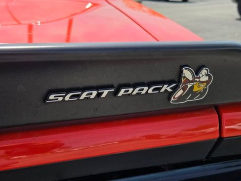 Used 2020 Dodge Challenger R/T Scat Pack RWD image 11