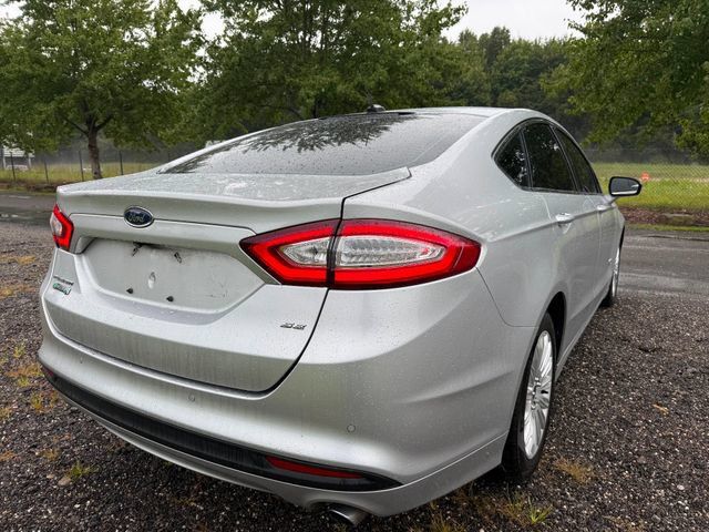 Used 2016 Ford Fusion Energi SE FWD image 4