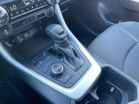 Used 2025 Toyota RAV4 LE image 40