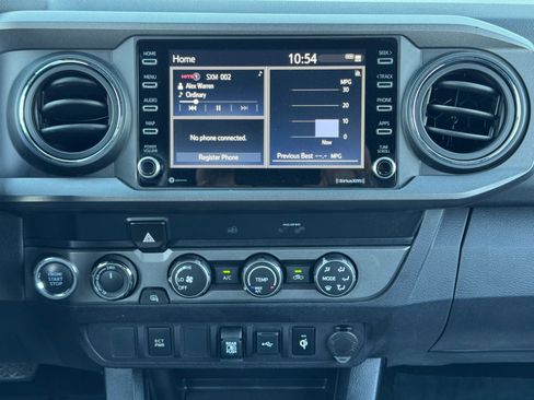 Used 2020 Toyota Tacoma TRD Sport image 22